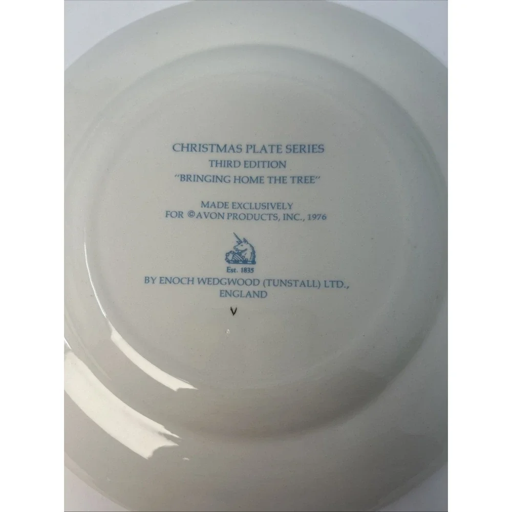 Vintage Avon Christmas Plate 1976 
